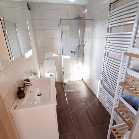 Vakantiehuis And Wellness Vinea *
